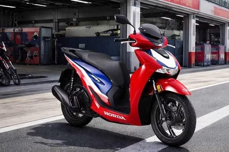 Tin xe hot 8/7: Honda SH 150i phi&ecirc;n bản mới nhận cọc tại Việt Nam, d&acirc;n t&igrave;nh &lsquo;dậy s&oacute;ng&rsquo; v&igrave; qu&aacute; đẹp ảnh 1
