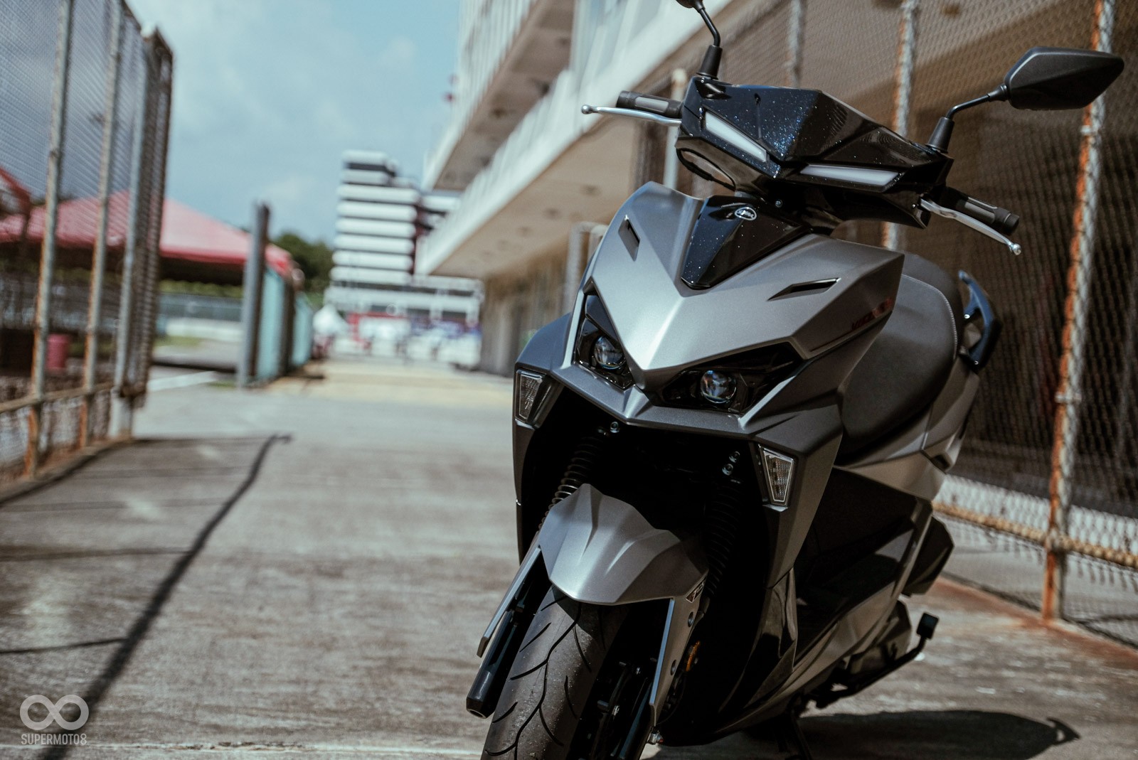 &lsquo;Khắc tinh&rsquo; của Honda SH 160i ch&iacute;nh thức ra mắt với gi&aacute; 88 triệu đồng: Thiết kế thể thao hơn Vario, c&oacute; ABS 2 k&ecirc;nh v&agrave; TCS ảnh 2