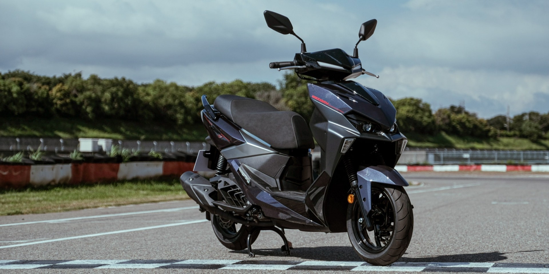 Tin xe trưa 10/7: Ra mắt &lsquo;vua xe ga&rsquo; 158cc mới gi&aacute; 88 triệu đồng, thiết kế &lsquo;n&eacute;t&rsquo; hơn Honda Vario, trang bị như SH 160i ảnh 1