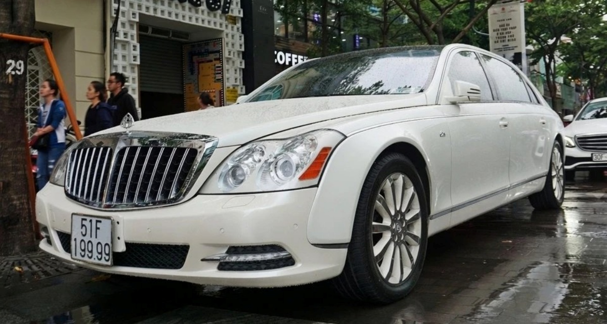 Lộ diện nữ đại gia H&agrave; Nội chi hơn 16 tỷ đồng mua Mercedes Maybach của b&agrave; Trương Mỹ lan
