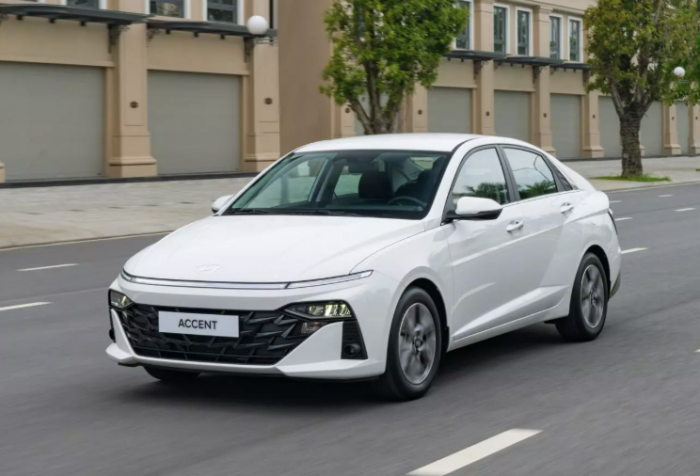 Điểm tin &ocirc; t&ocirc; 13/7: Cập nhật gi&aacute; xe Hyundai mới nhất th&aacute;ng 7 n&agrave;y, BMW X1 chốt gi&aacute; tại Việt Nam