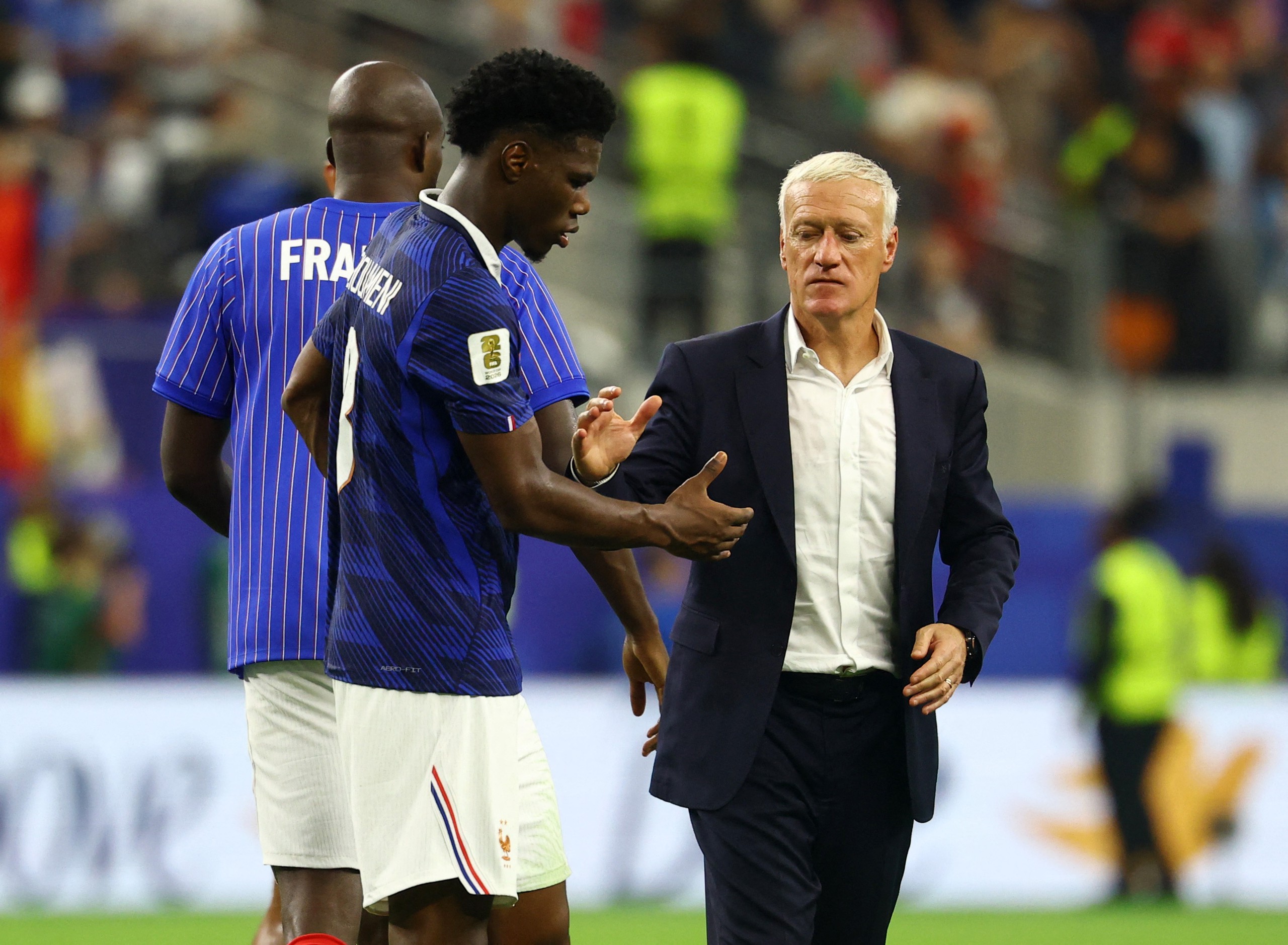 Ph&aacute;p thảm bại trước T&acirc;y Ban Nha, HLV Deschamps thốt l&ecirc;n điều kh&oacute; tin về trọng t&agrave;i World Cup 2026