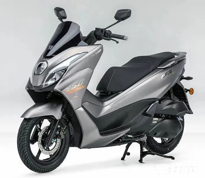 Đối t&aacute;c của Suzuki ra mắt &lsquo;vua xe ga&rsquo; 150cc mới c&oacute; ABS 2 k&ecirc;nh v&agrave; TCS như Honda SH, gi&aacute; 64,7 triệu đồng ngang SH Mode ảnh 2