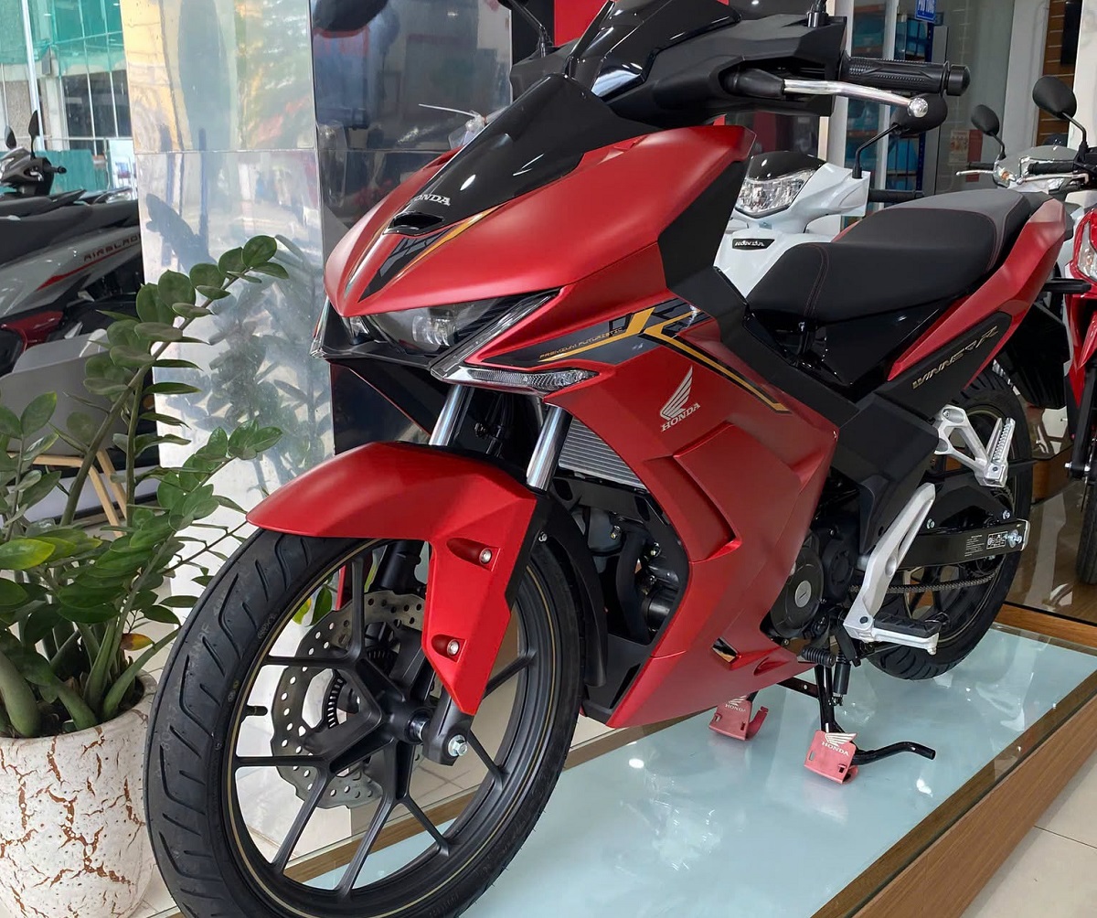 Bảng gi&aacute; xe Honda Winner R 2026 giữa th&aacute;ng 7/2026: Giảm sập s&agrave;n, đả bại Yamaha Exciter 155 TCS 2026