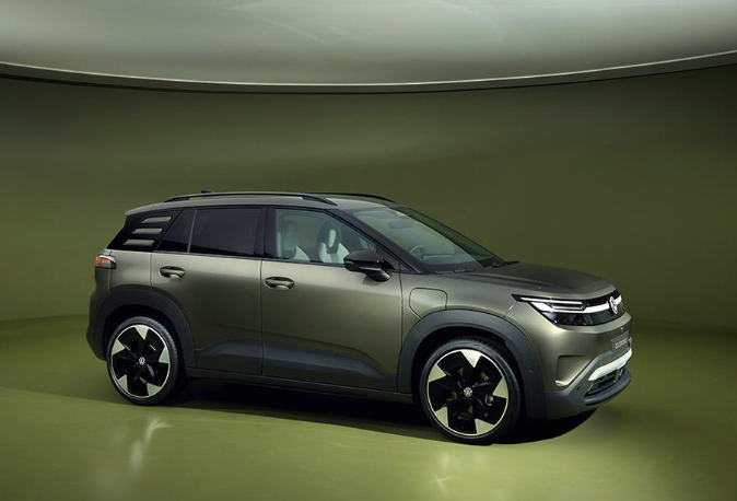 Điểm tin &ocirc; t&ocirc; 16/7: Volkswagen ID. Cross ra mắt, Toyota Land Cruiser FJ cập cảng Việt Nam