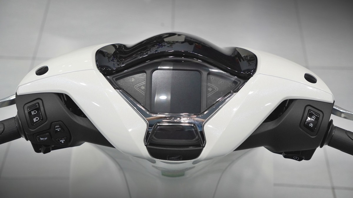 Tin xe hot 18/7: Ra mắt &lsquo;vua c&ocirc;n tay&rsquo; mới ph&acirc;n kh&uacute;c kh&aacute;c Honda Winner R v&agrave; Yamaha Exciter, gi&aacute; &lsquo;mềm&rsquo; ảnh 3