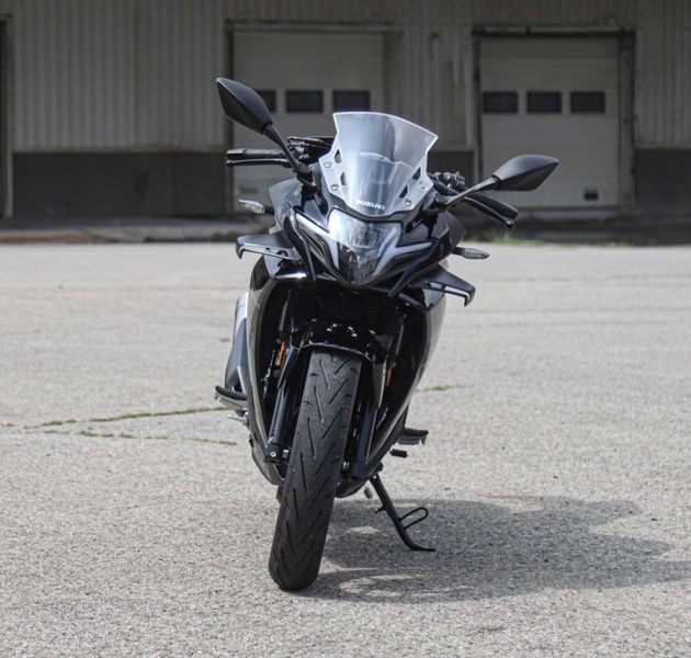 Suzuki ch&iacute;nh thức ra mắt &lsquo;vua c&ocirc;n tay&rsquo; 250cc mới gi&aacute; 73 triệu đồng: Ph&acirc;n khối lớn hơn Yamaha Exciter v&agrave; Honda Winner R ảnh 5