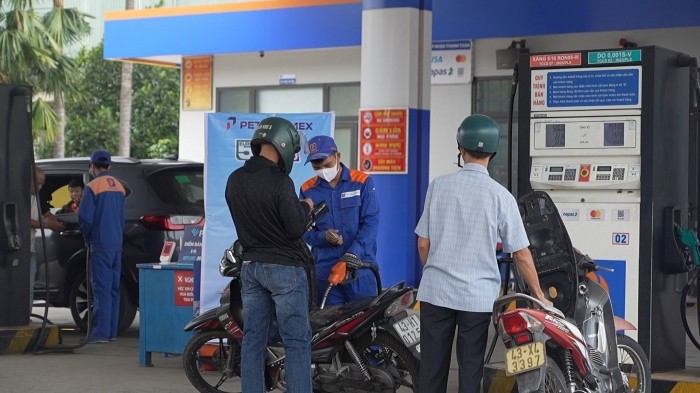 Tin xe hot 19/7: &lsquo;Vua tốc độ&rsquo; của Suzuki ra mắt,động cơ ph&acirc;n khối lớn hơn Yamaha Exciter v&agrave; Winner R, gi&aacute; rẻ ảnh 2