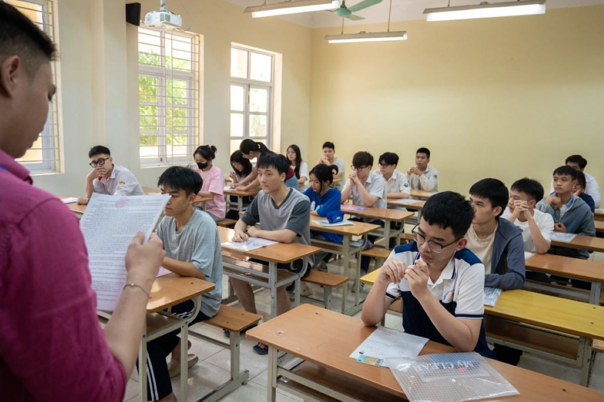 Sở GD&ĐT Bắc Ninh c&ocirc;ng bố kết quả x&aacute;c minh vụ gi&aacute;m thị bị tố \'l&agrave;m hộ b&agrave;i\' th&iacute; sinh