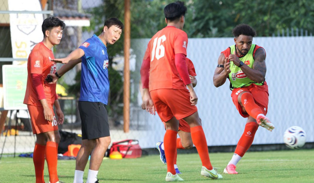 AFF Cup 2026: Trụ cột ĐT Việt Nam gặp sự cố kh&oacute; đỡ trước trận gặp Timor-Leste, t&igrave;nh h&igrave;nh hiện tại ra sao?