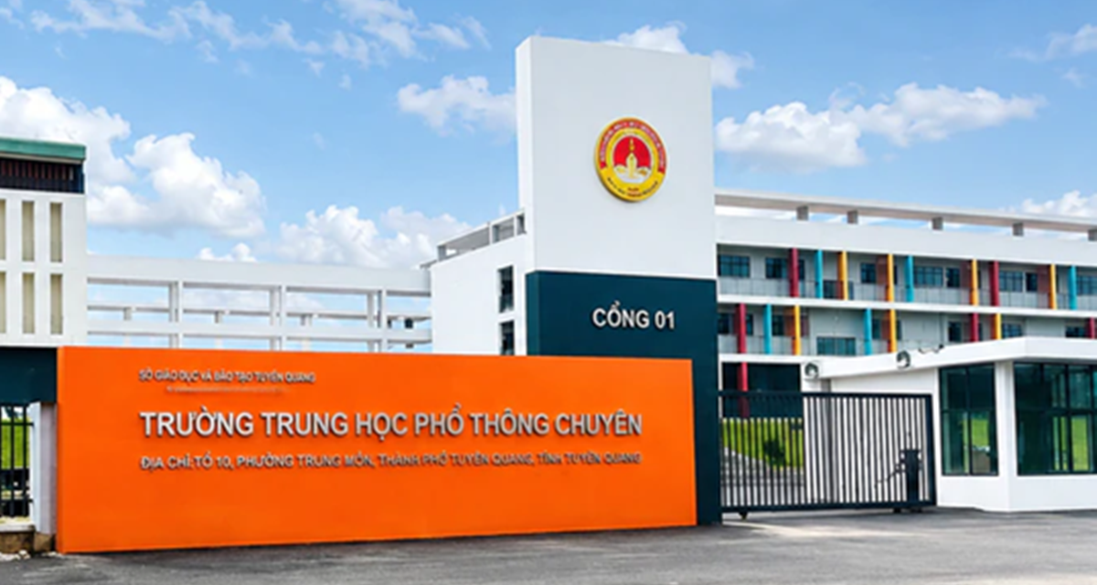 Điểm Tiếng Anh của Chuy&ecirc;n Tuy&ecirc;n Quang hơn một nửa đạt 8 điểm trở l&ecirc;n, c&oacute; thật sự bất thường?