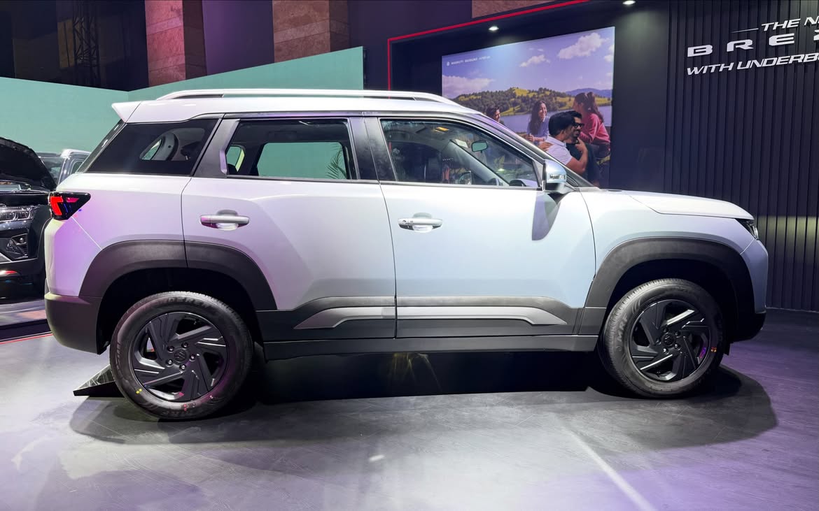 Suzuki ch&iacute;nh thức ra mắt mẫu SUV 5 chỗ mới gi&aacute; 176 triệu đồng: Rẻ gần bằng Honda SH, &lsquo;mềm&rsquo; hơn Hyundai Grand i10