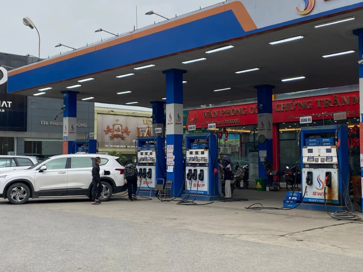 V&igrave; sao nhiều c&acirc;y xăng dầu b&aacute;n cầm chừng? Bộ C&ocirc;ng Thương chỉ đạo kiểm tra tr&ecirc;n to&agrave;n quốc
