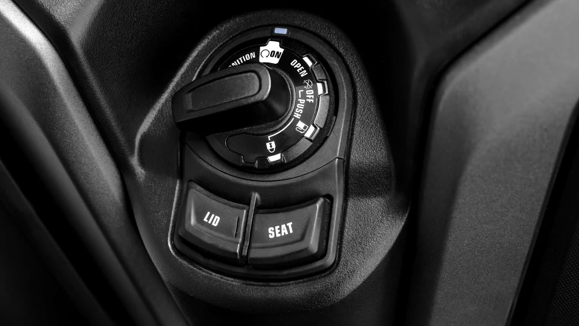 Yamaha ch&iacute;nh thức ra mắt &lsquo;vua xe ga&rsquo; 292cc mới ấn tượng hơn Honda SH: C&oacute; ABS 2 k&ecirc;nh v&agrave; TCS, gi&aacute; cạnh tranh ảnh 6