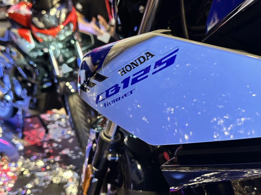 Honda ch&iacute;nh thức nhận cọc &lsquo;vua c&ocirc;n tay&rsquo; 125cc mới gi&aacute; 47,6 triệu đồng, thiết kế c&aacute; t&iacute;nh hơn Winner R v&agrave; Yamaha Exciter ảnh 4
