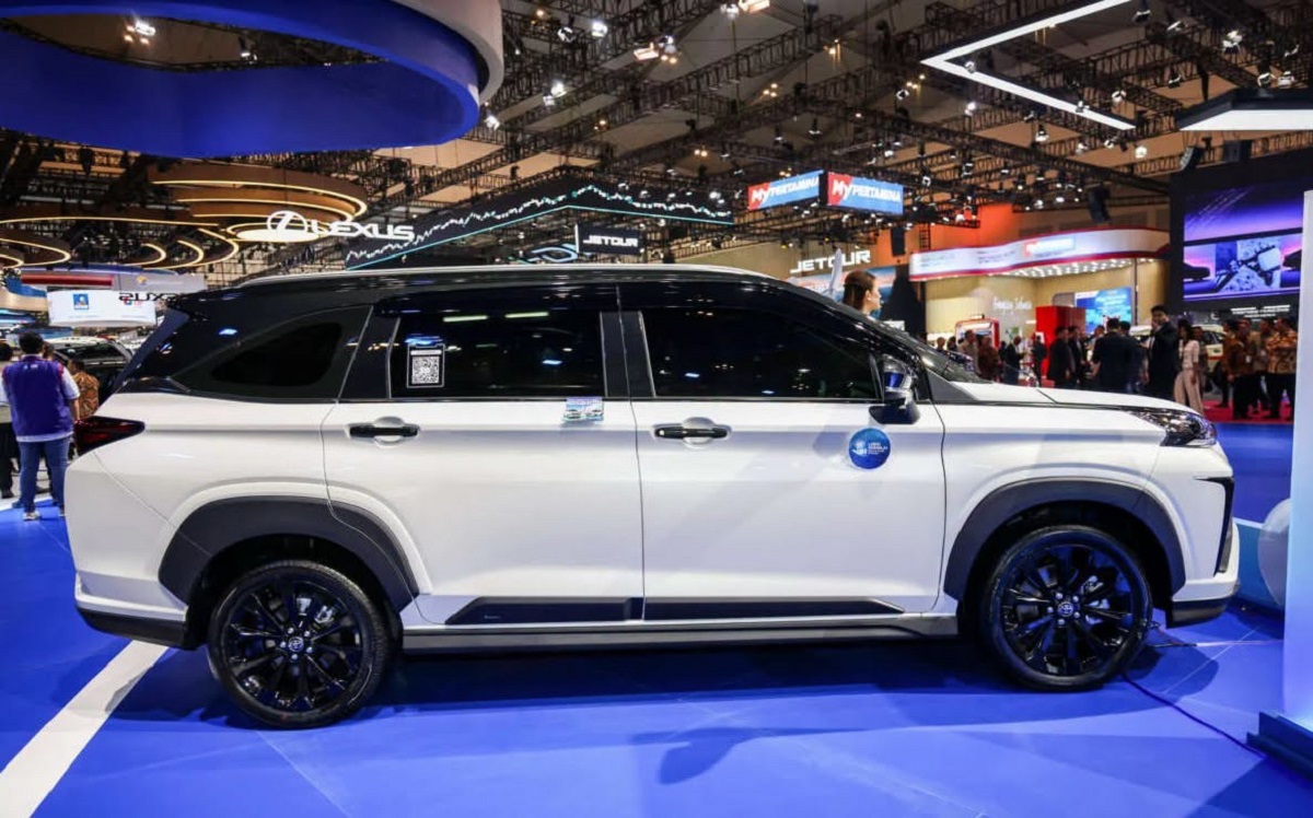 Toyota ch&iacute;nh thức ra mắt mẫu MPV 7 chỗ đẹp long lanh gi&aacute; 440 triệu đồng: &lsquo;X&eacute; v&eacute;&rsquo; Mitsubishi Xpander