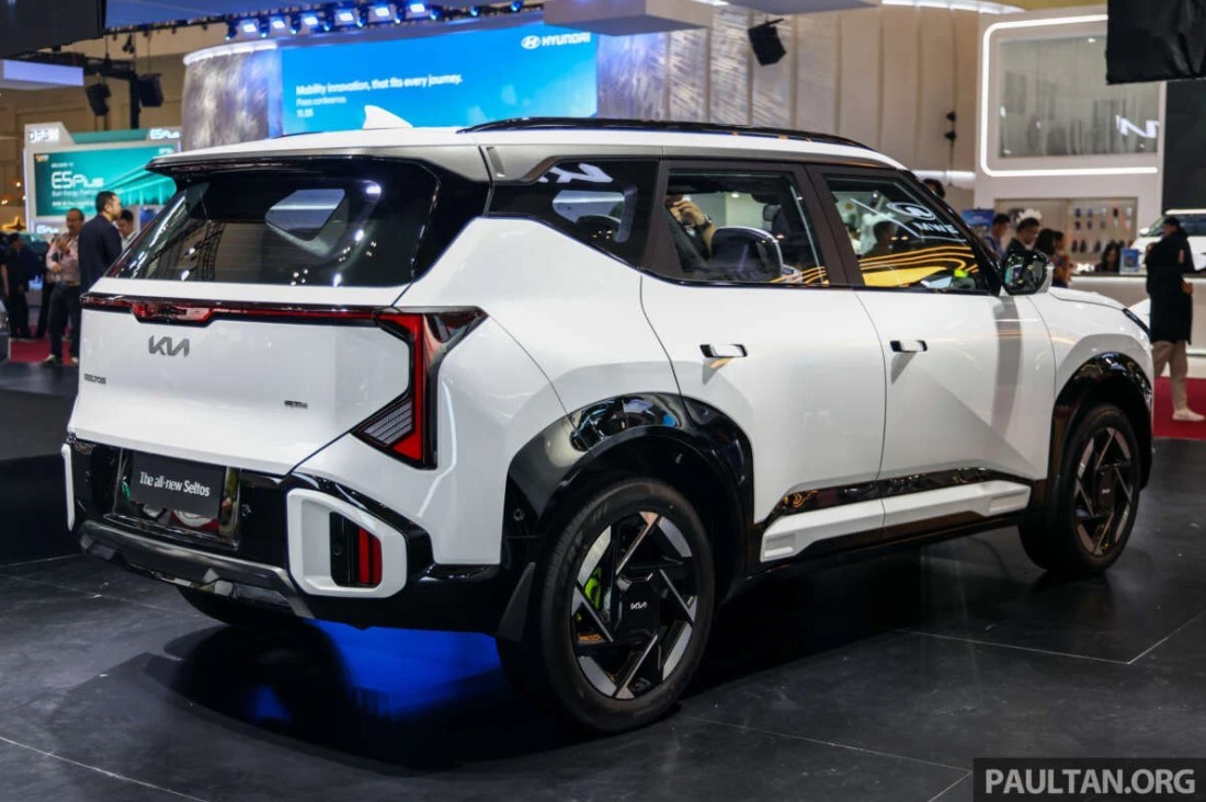 Kia Seltos 2026 mới ch&iacute;nh thức ra mắt với gi&aacute; 567 triệu đồng, &lsquo;chơi tới bến&rsquo; Toyota Yaris Cross v&agrave; Mitsubishi Xforce ảnh 6