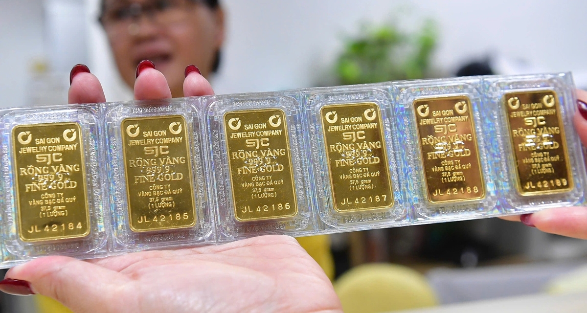 Gi&aacute; v&agrave;ng h&ocirc;m nay 30/7: V&agrave;ng SJC, nhẫn 9999 &lsquo;dựng đứng&rsquo;, 1 chỉ v&agrave;ng hiện bao nhi&ecirc;u tiền?