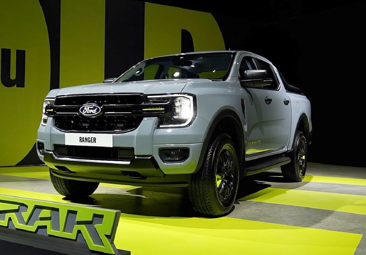 Ford ra mắt &lsquo;vua b&aacute;n tải&rsquo; Ranger 2026 gi&aacute; 748 triệu đồng: Thiết kế đẹp long lanh, x&eacute; v&eacute; Toyota Hilux