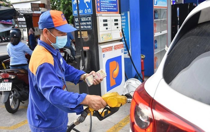 Tin xe hot 4/8: &lsquo;Chiến binh c&ocirc;n tay &Yacute;&rsquo; ra mắt với trang bị vượt xa Honda Winner R, ph&acirc;n kh&uacute;c kh&aacute;c Yamaha Exciter, gi&aacute; rẻ ảnh 2