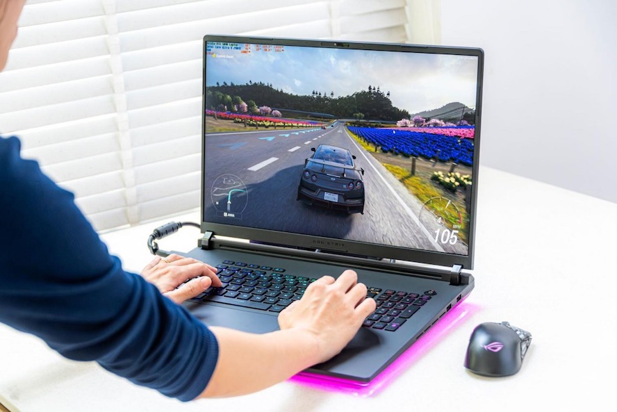 ROG Strix SCAR 18 gi&aacute; 180 triệu đồng vừa ra mắt tại Việt Nam: Trang bị c&oacute; g&igrave; đặc biệt?