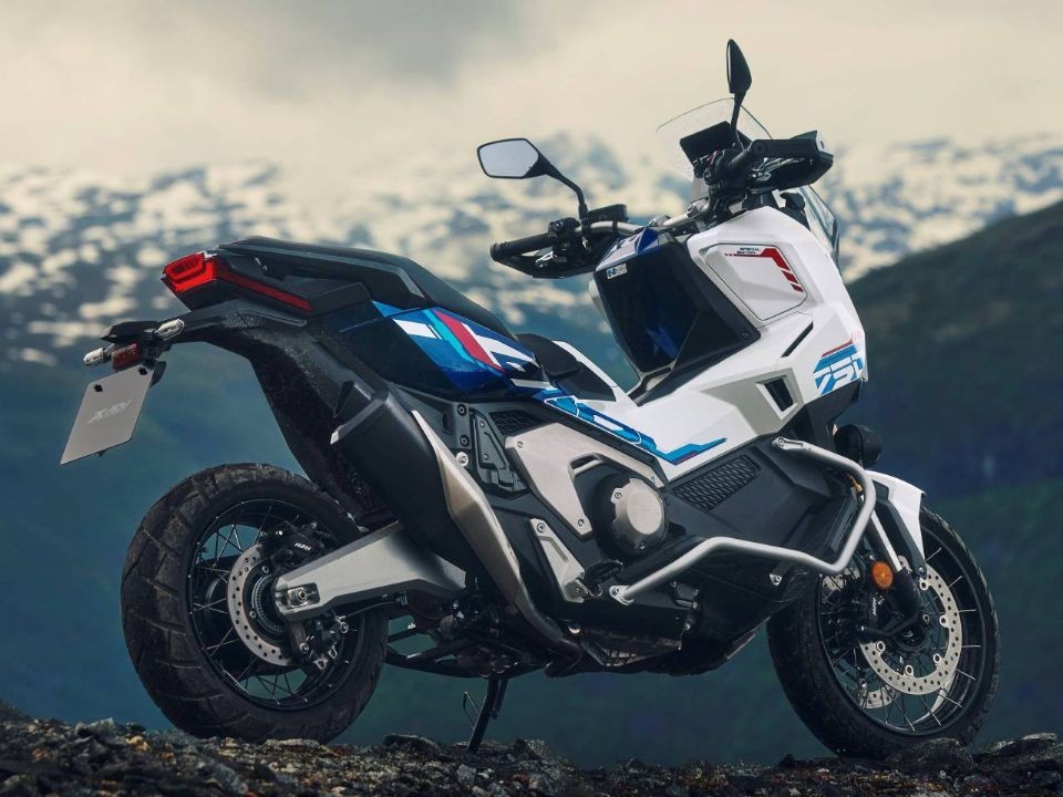 Honda ch&iacute;nh thức ra mắt &lsquo;vua xe ga&rsquo; mới tinh: Trang bị xịn hơn cả SH v&agrave; Air Blade, gi&aacute; cực kỳ hấp dẫn ảnh 4