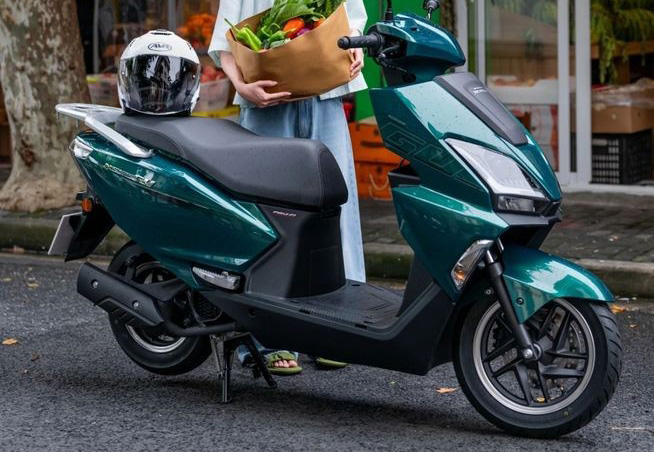 Tin xe trưa 10/8: Honda ra mắt &lsquo;kẻ thay thế Vision&rsquo;, c&oacute; động cơ 125cc như SH Mode, gi&aacute; chỉ 35,6 triệu đồng