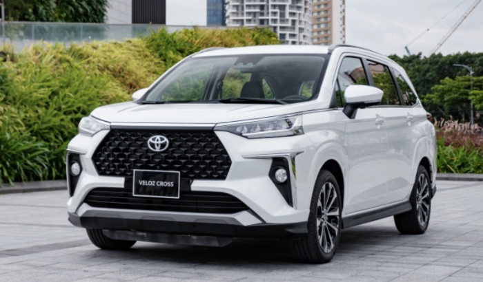Điểm tin &ocirc; t&ocirc; 11/8: Cập nhật gi&aacute; xe Toyota th&aacute;ng 8, Xpander v&agrave; loạt MPV gia đ&igrave;nh nhận ưu đ&atilde;i &lsquo;khủng&rsquo;