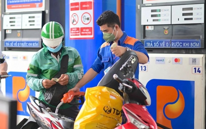 Tin xe trưa 11/8: Yamaha ra mắt &lsquo;&ocirc;ng ho&agrave;ng xe ga&rsquo; mới đẳng cấp hơn Honda Air Blade, &lsquo;hạ đo v&aacute;n&rsquo; SH ảnh 2