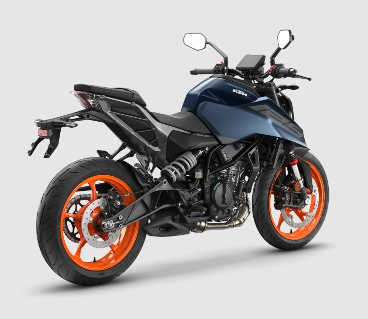 &lsquo;Vua c&ocirc;n tay&rsquo; 125cc mới đẳng cấp ch&acirc;u &Acirc;u ra mắt: Phong c&aacute;ch kh&aacute;c hẳn Yamaha Exciter v&agrave; Honda Winner R, c&oacute; ABS, gi&aacute; mềm ảnh 4