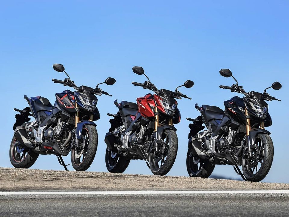 Honda ch&iacute;nh thức ra mắt &lsquo;chiến binh c&ocirc;n tay&rsquo; mới cao cấp hơn Winner R v&agrave; Yamaha Exciter: C&oacute; ABS 2 k&ecirc;nh, HSTC, gi&aacute; 'mềm' ảnh 1