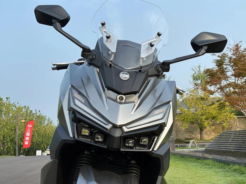 &lsquo;Kẻ hủy diệt Honda SH&rsquo; ch&iacute;nh thức ra mắt với gi&aacute; 97 triệu đồng: Động cơ 278cc mạnh mẽ, c&oacute; cả ABS v&agrave; TCS ảnh 5