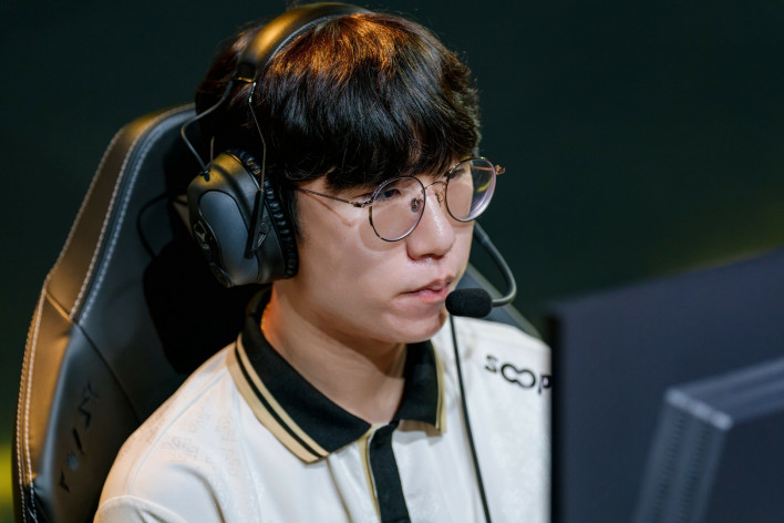 Gen.G gi&agrave;nh v&eacute; v&agrave;o V&ograve;ng Playoff 2 sau chiến thắng nghẹt thở trước KT Rolster
