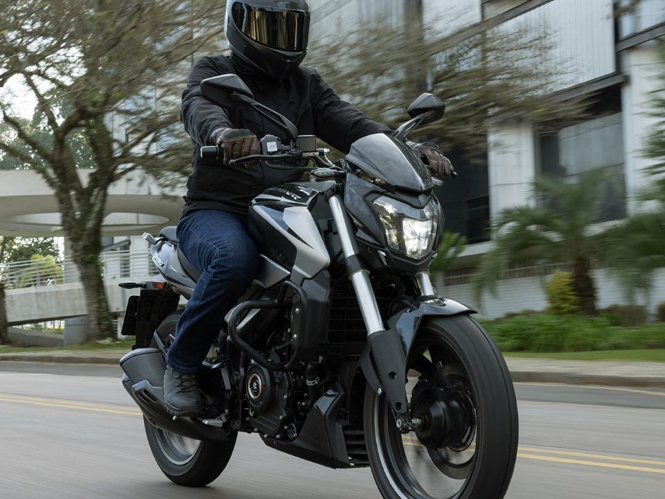 Tin xe trưa 20/8: &lsquo;Chiến thần c&ocirc;n tay&rsquo; mới ra mắt với gi&aacute; hấp dẫn, ph&acirc;n khối vượt xa Honda Winner R v&agrave; Yamaha Exciter ảnh 1