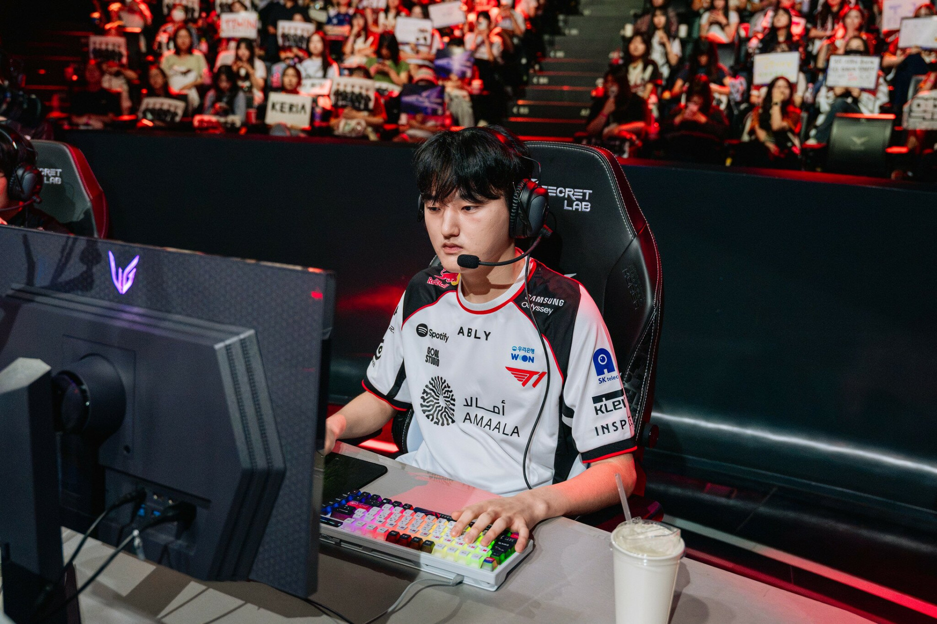 T1 đ&aacute;nh bại KT Rolster, tiếp tục nu&ocirc;i hy vọng gi&agrave;nh vị tr&iacute; thứ 2 LCK