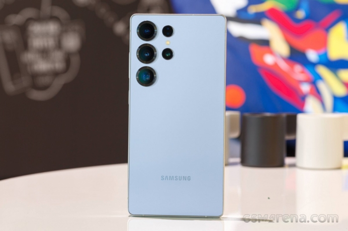 Đ&acirc;y l&agrave; chiếc Galaxy S cao cấp đ&aacute;ng mua nhất th&aacute;ng 8, gi&aacute; giảm gần chục triệu h&uacute;t kh&aacute;ch Việt