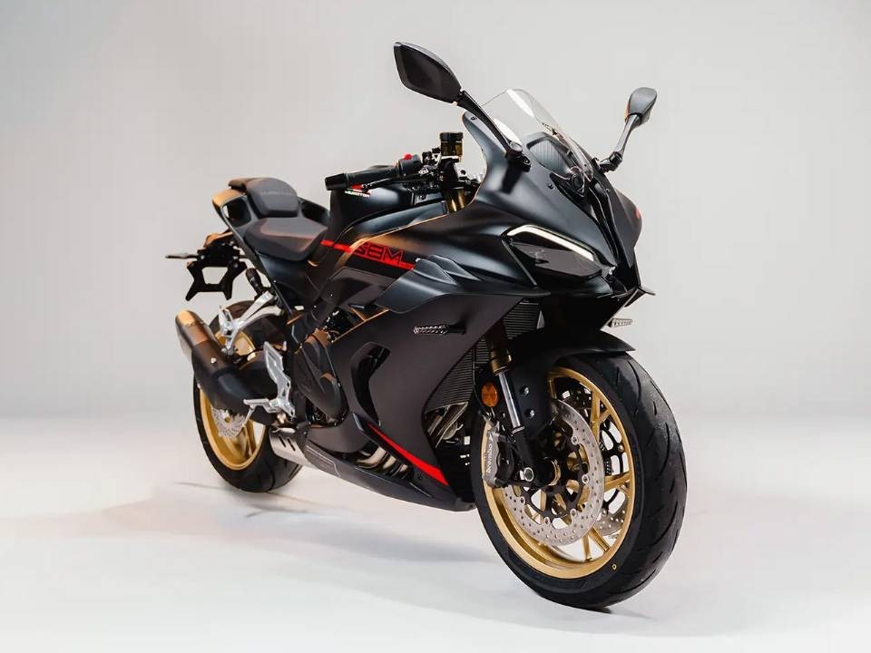 Tin xe trưa 25/8: Ch&iacute;nh thức ra mắt &lsquo;vua c&ocirc;n tay&rsquo; mới ph&acirc;n khối lớn hơn Honda Winner v&agrave; Yamaha Exciter, gi&aacute; cạnh tranh ảnh 1