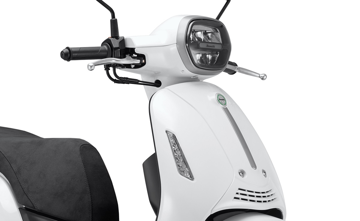 &lsquo;Vua xe ga&rsquo; 125cc mới ch&iacute;nh thức ra mắt gi&aacute; 45 triệu đồng: Thiết kế đẹp hơn Honda Air Blade v&agrave; Vario