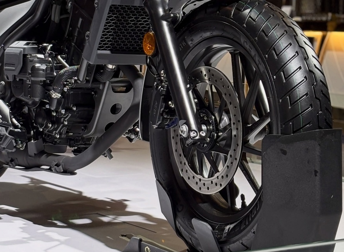 Honda ch&iacute;nh thức mở b&aacute;n &lsquo;huyền thoại c&ocirc;n tay&rsquo; mới gi&aacute; 60 triệu đồng: Tr&ocirc;ng kh&aacute;c biệt Honda Winner R