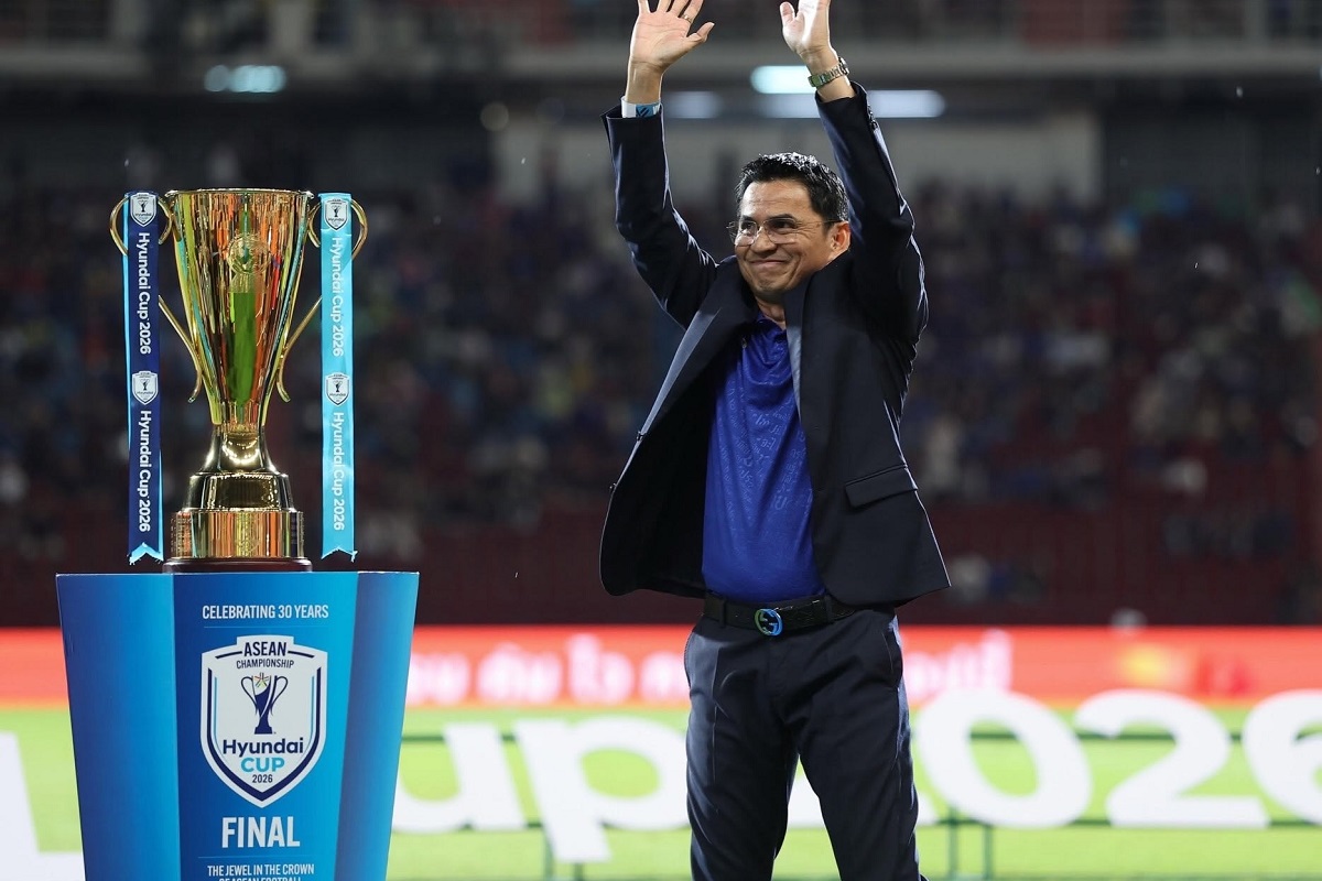 Kiatisuk n&oacute;i thẳng về khả năng dẫn dắt ĐT Th&aacute;i Lan sau AFF Cup 2026