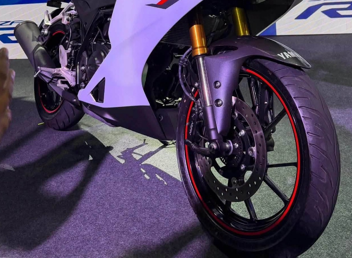 Yamaha ch&iacute;nh thức ra mắt &lsquo;vua c&ocirc;n tay&rsquo; 204cc mới gi&aacute; 63 triệu đồng: Ph&acirc;n kh&uacute;c tr&ecirc;n cơ Honda Winner R