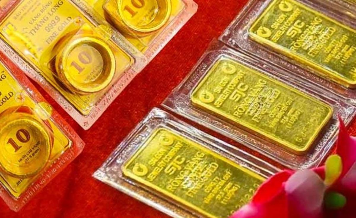 Gi&aacute; v&agrave;ng h&ocirc;m nay 29/8 chốt phi&ecirc;n: V&agrave;ng trong nước \'mất gi&aacute;\' li&ecirc;n tục, người mua phải chịu \'lỗ k&eacute;p\'