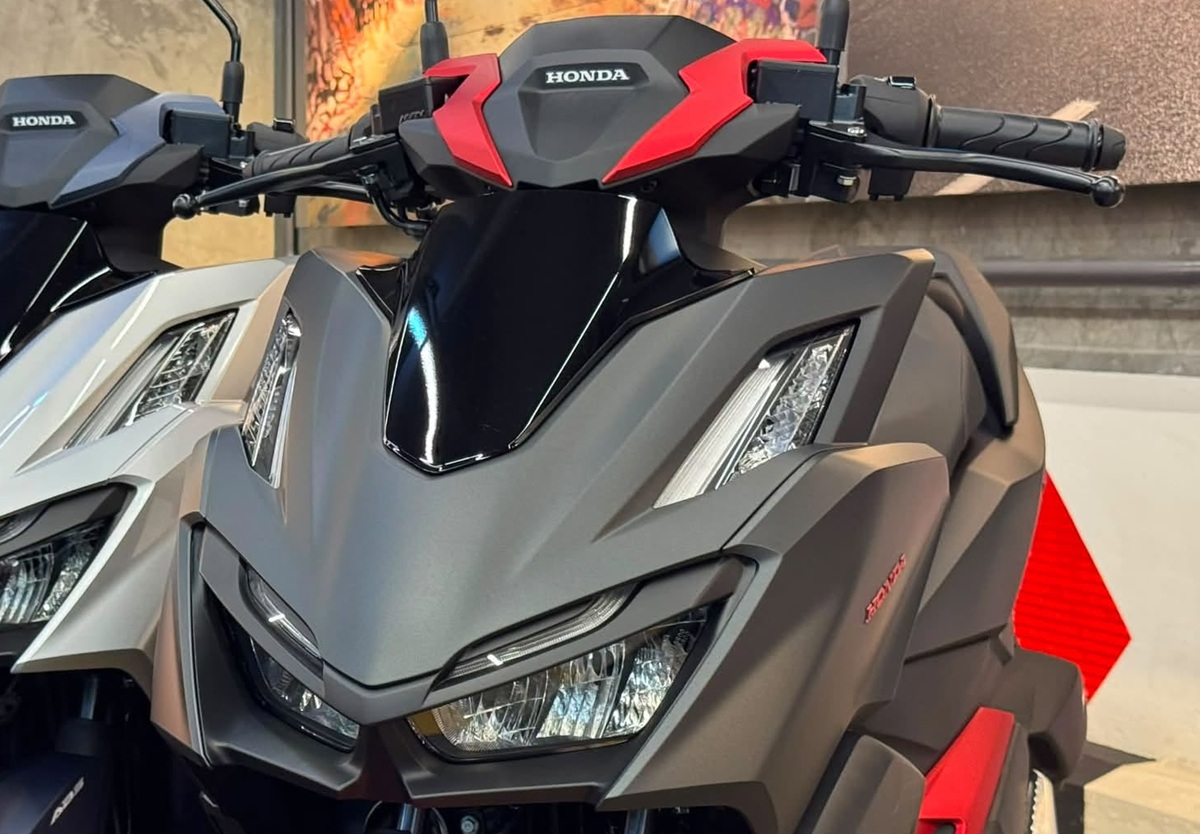 Honda ch&iacute;nh thức mở b&aacute;n &lsquo;vua xe ga&rsquo; 160cc mới gi&aacute; 59 triệu đồng: Thiết kế ấn tượng hơn cả Air Blade