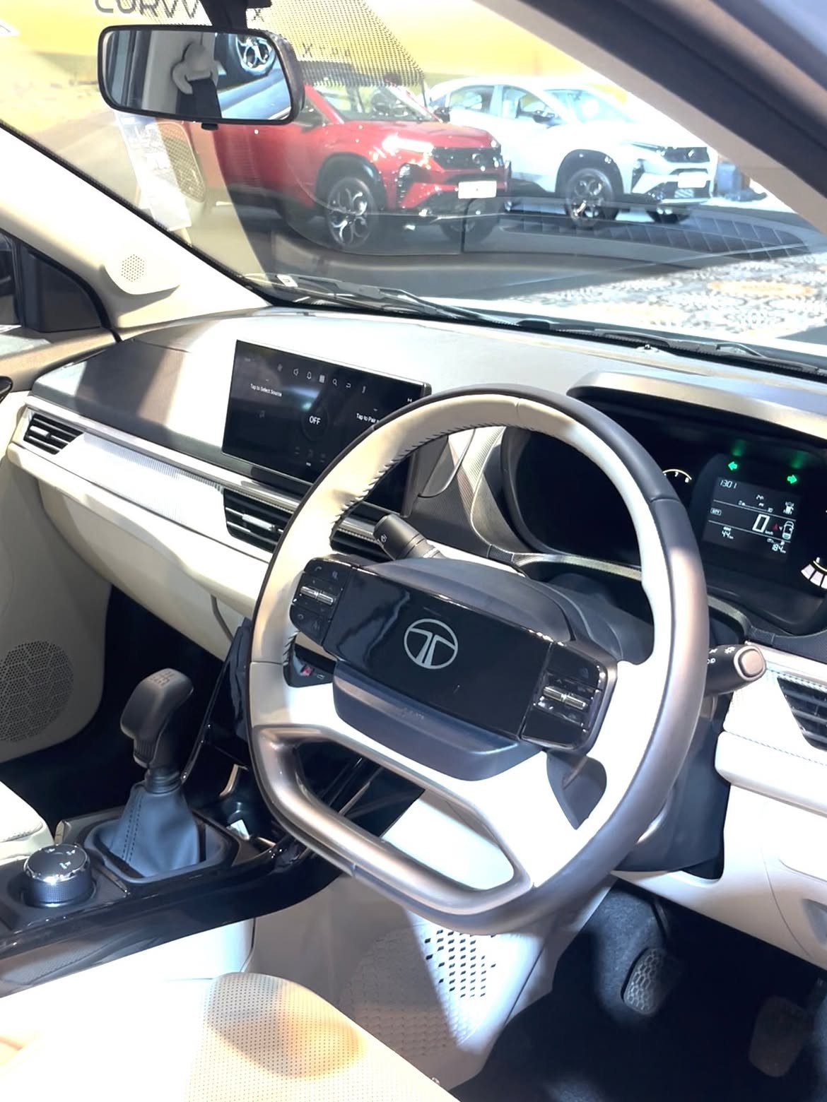 Ch&iacute;nh thức ra mắt mẫu SUV 5 chỗ mới đẹp long lanh, gi&aacute; chỉ 275 triệu đồng, rẻ hơn cả Hyundai Grand i10 v&agrave; Kia Morning ảnh 6