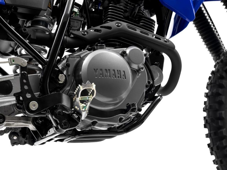 Yamaha ch&iacute;nh thức ra mắt &lsquo;vua c&ocirc;n tay&rsquo; mới với gi&aacute; mềm: Động cơ 223cc vượt trội Exciter, phong c&aacute;ch kh&aacute;c Honda Winner R ảnh 3