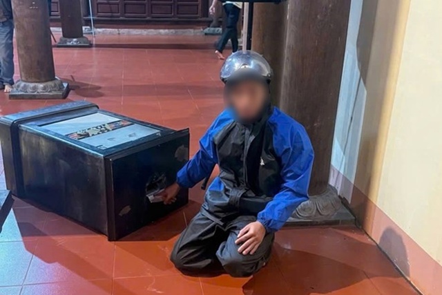 X&aacute;c định danh t&iacute;nh đối tượng đột nhập thiền viện, ph&aacute; h&ograve;m c&ocirc;ng đức trộm số tiền lớn