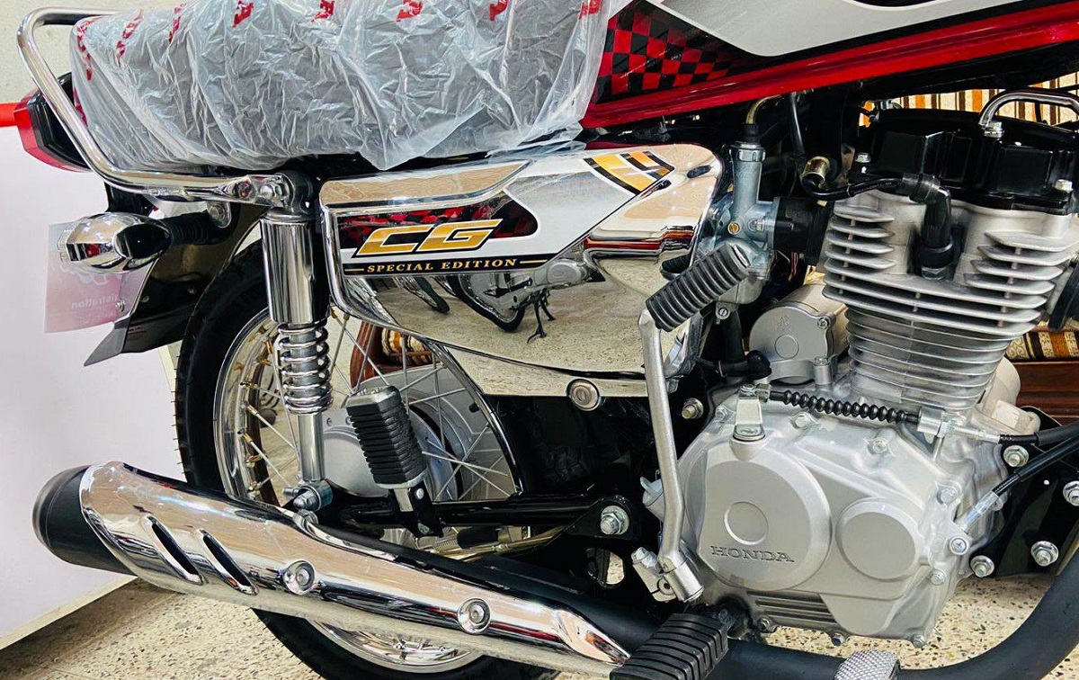 Honda ch&iacute;nh thức ra mắt &lsquo;huyền thoại c&ocirc;n tay&rsquo; 125cc mới gi&aacute; 27 triệu đồng: Rẻ v&agrave; lạ mắt hơn Winner R
