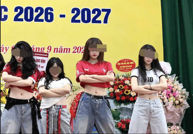 Hoc-sinh-nhay-tai-le-khai-giang-1