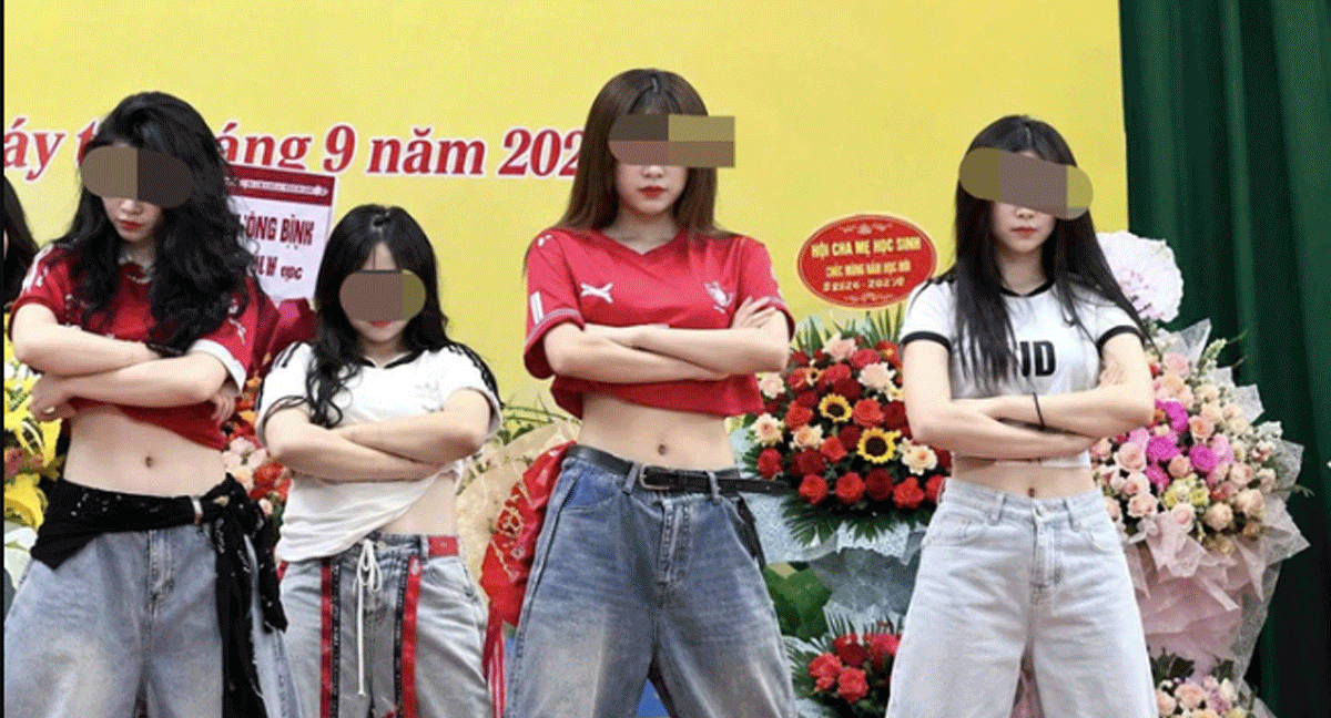 Clip học sinh mặc trang phục &lsquo;hở hang&rsquo; nhảy tại lễ khai giảng g&acirc;y tranh c&atilde;i: Hiệu trưởng n&oacute;i g&igrave;?