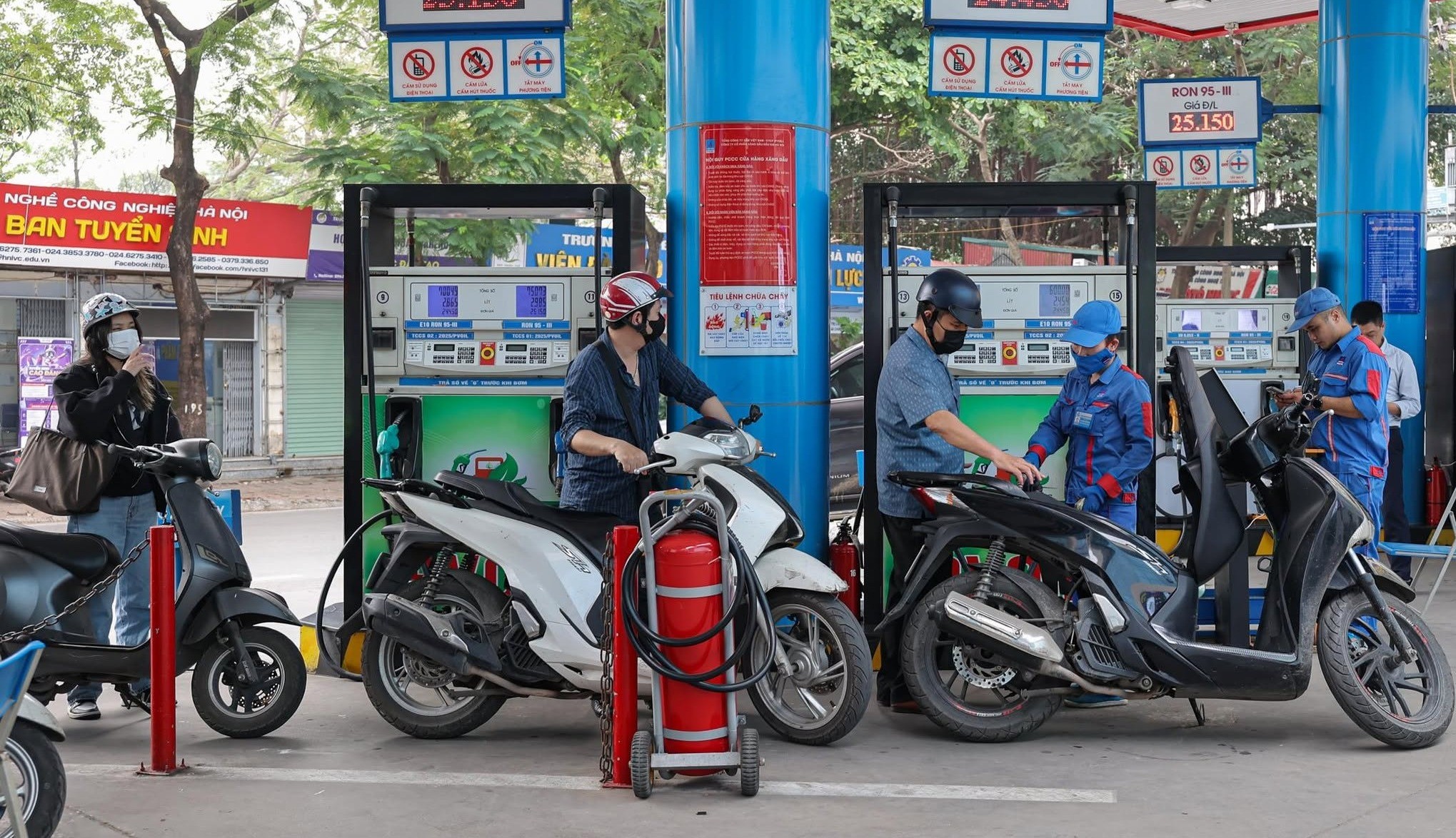 Tin xe hot 7/9: Ra mắt &lsquo;vua c&ocirc;n tay&rsquo; mới thiết kế &lsquo;n&eacute;t&rsquo; hơn Yamaha Exciter, c&oacute; ABS 2 k&ecirc;nh &aacute;t v&iacute;a Honda Winner R, gi&aacute; rẻ ảnh 3